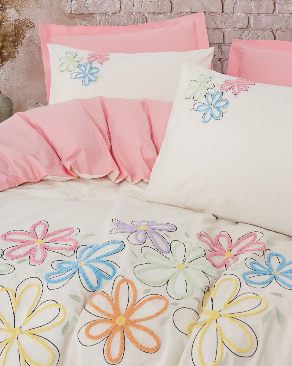 Cotton Box Puff Nakışlı Çift Kişilik Nevresim Takımı Bellis Pembe