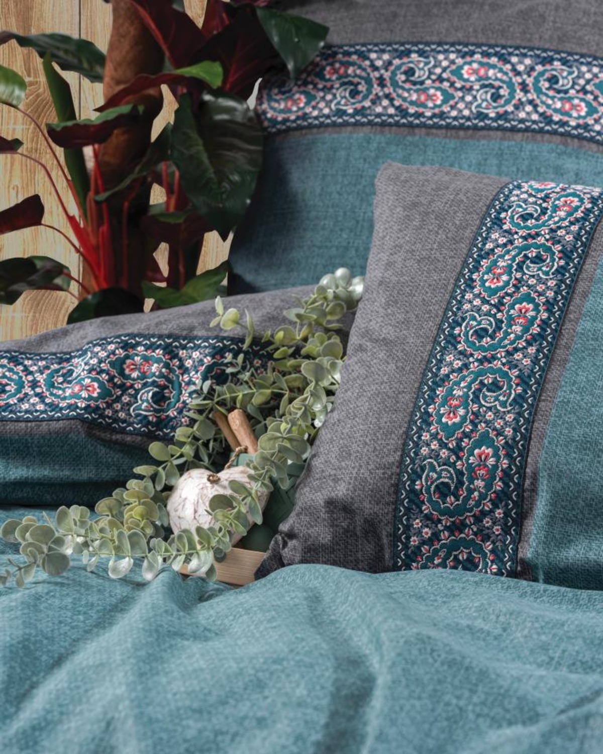 Cotton Box Folk Art Çift Kişilik Nevresim Takımı Erna Petrol
