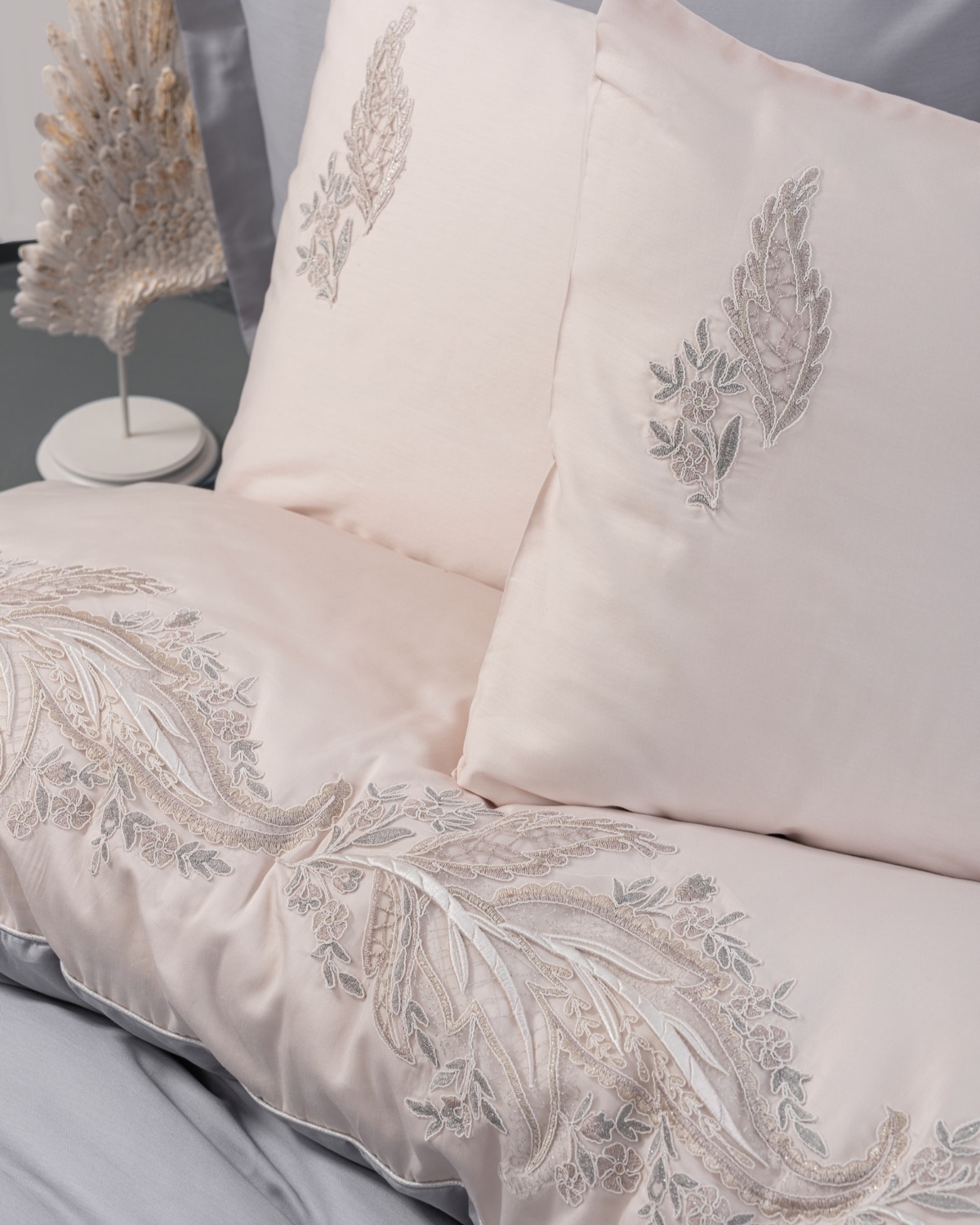 Cotton Box Nakışlı Saten Çift Kişilik Nevresim Takımı Sheen Gri