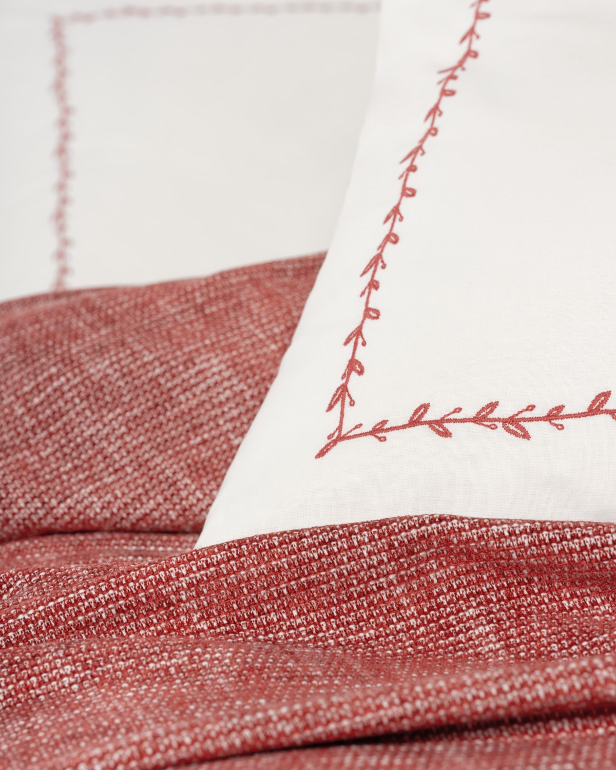 Cotton Box Embrova Şönil Çift Kişilik Yatak Örtüsü/Pike Takımı Loom Bordo