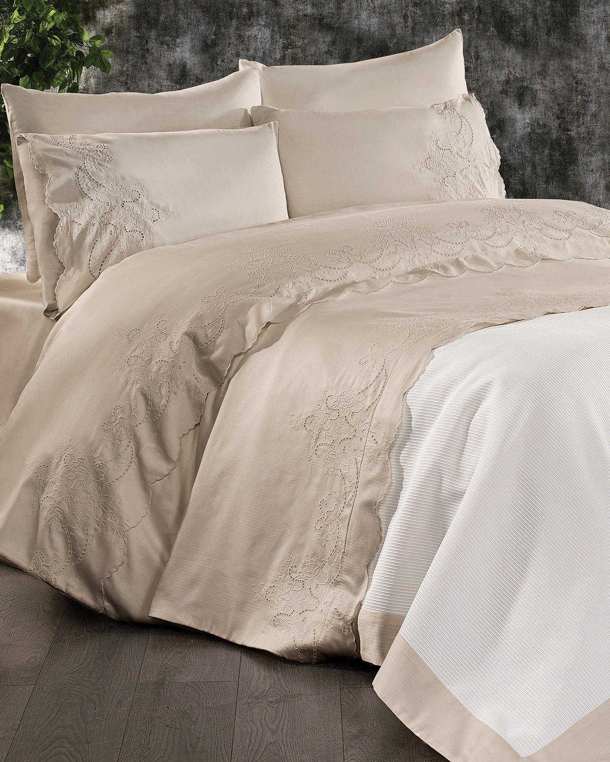Hanedan 7 Parça Nevresim + Pike Set